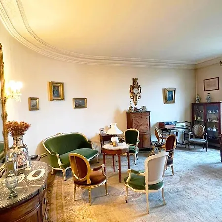 Beautiful Flat In The Center Of 6 Th District Appartamento Parigi